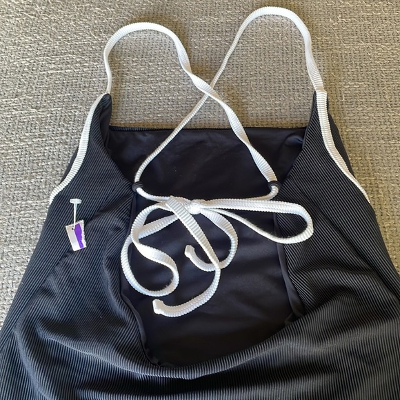 NWT BEACH RIOT Faith One-Piece! - Picture 9 of 10